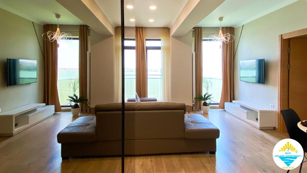 Evy Deluxe Apartment ママイア エクステリア 写真